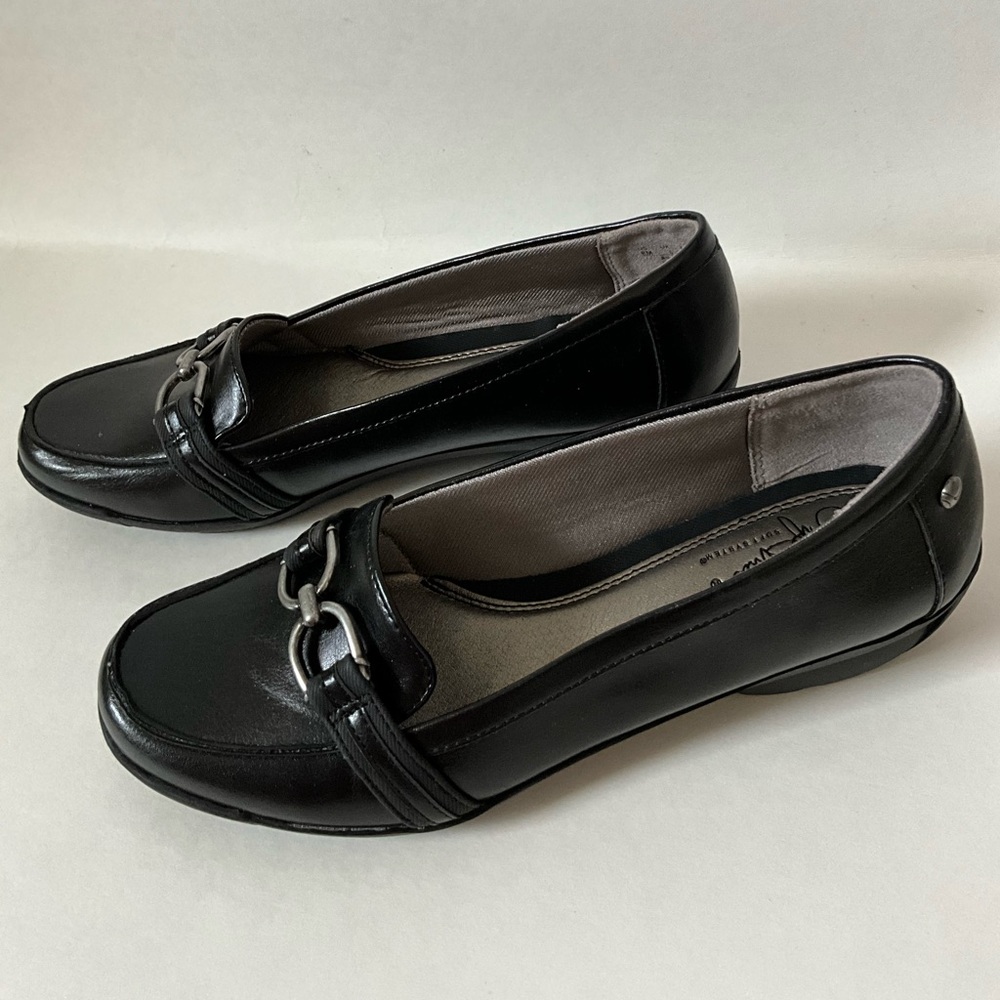 Life Stride women’s shoes size 8 Brand New